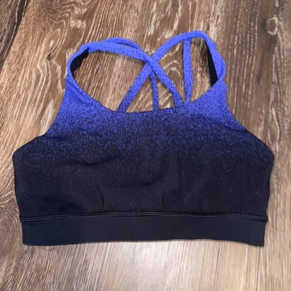lululemon sports bra